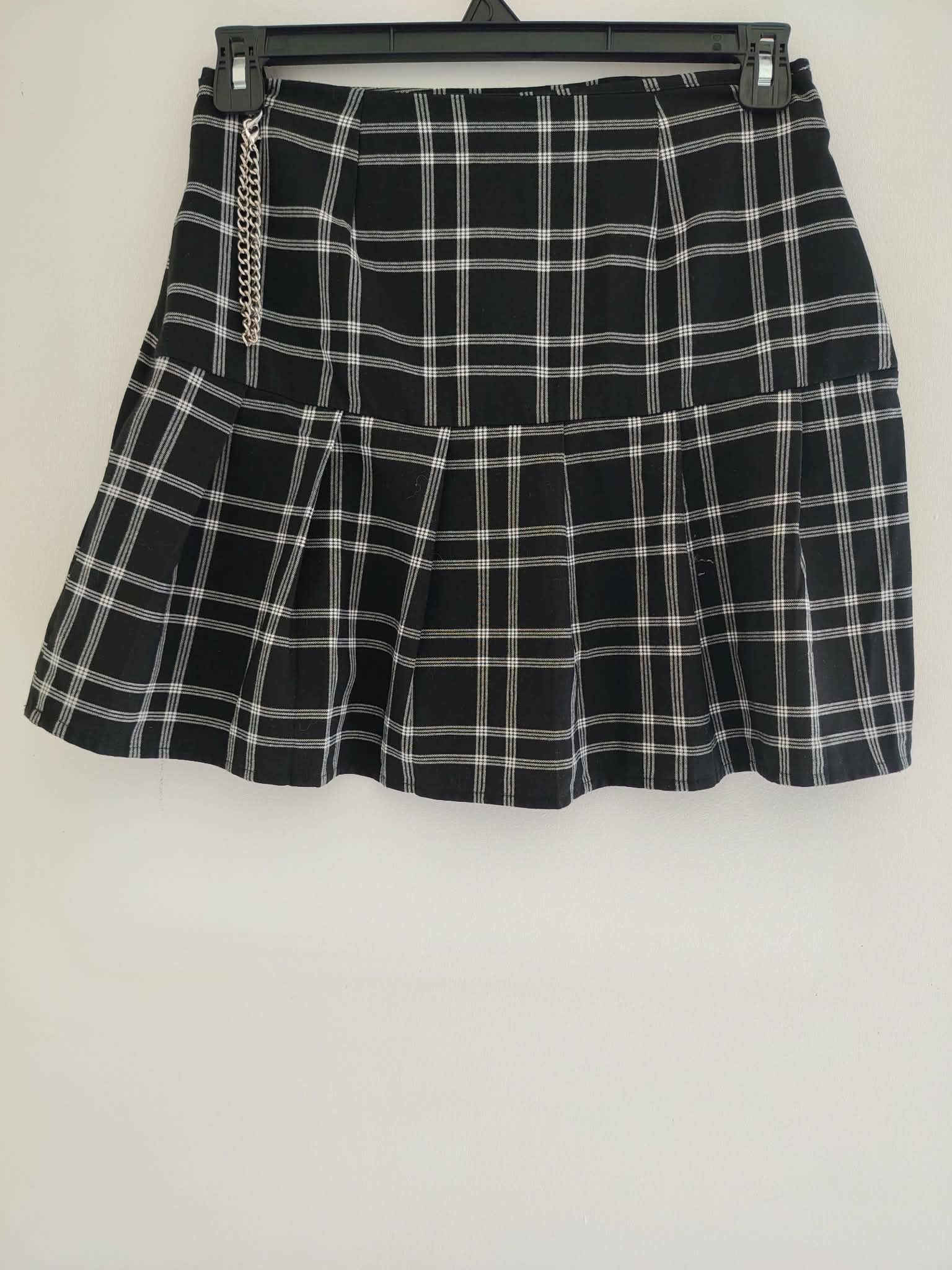 Jupe Ecollière à Carreaux Noir et Blanche "Kiabi" 38/M