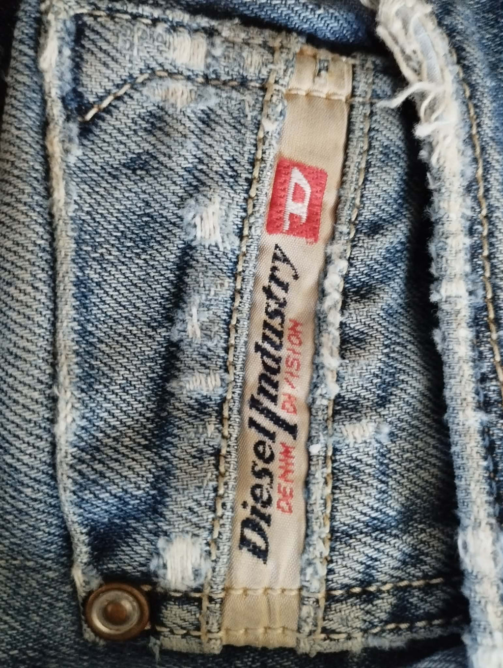 Pantacourt Jean "Diesel" Taille 34/XS