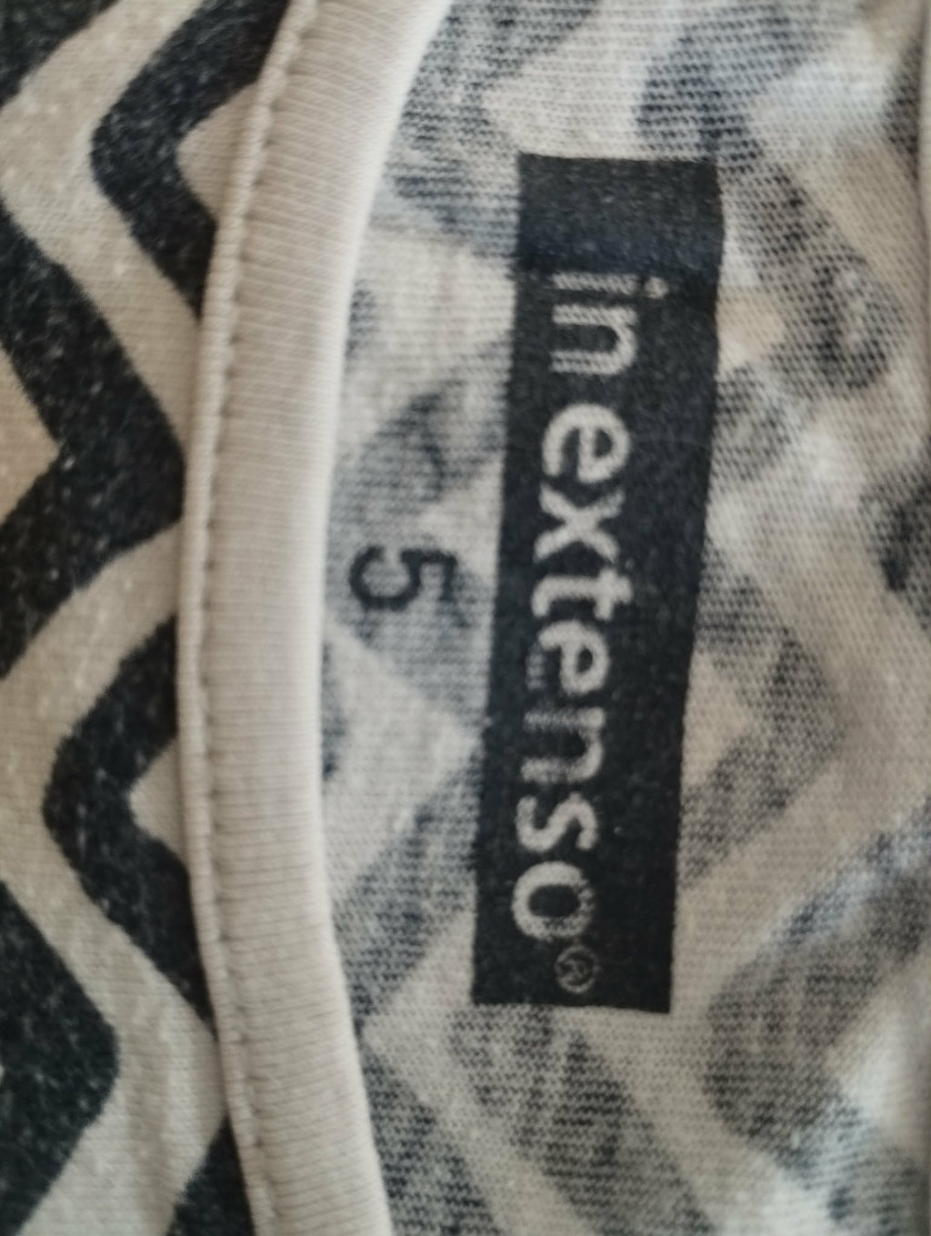 Robe Rayé "In Extenso" 5 Ans