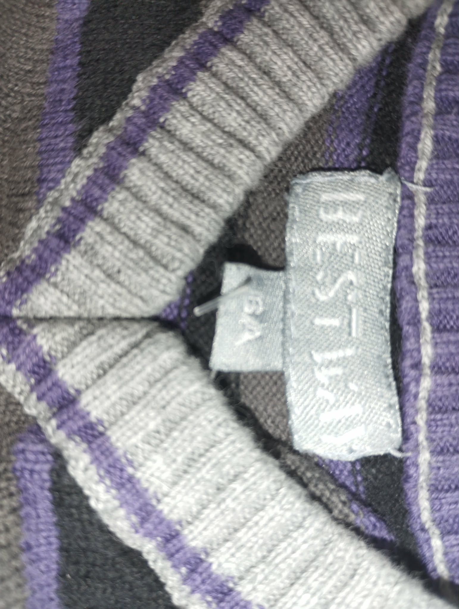 Pull Col V Légé Rayé "Bestway" 6 Ans