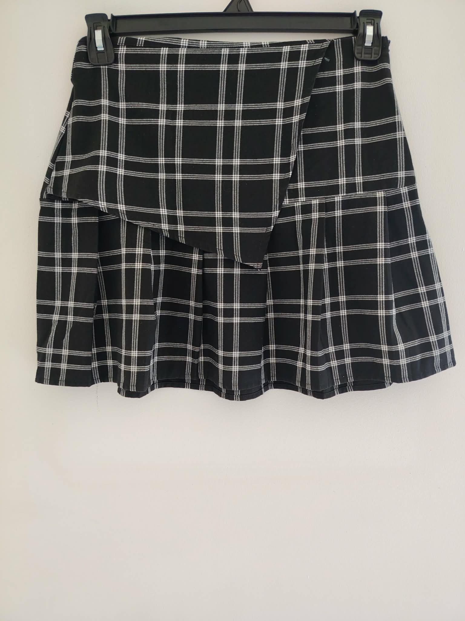 Jupe Ecollière à Carreaux Noir et Blanche "Kiabi" 38/M